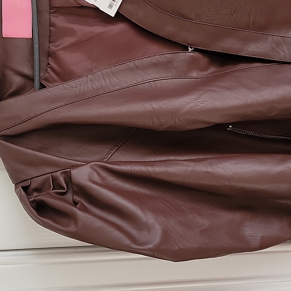 Beautiful puff sleeve crop faux leather brown jacket nwt - Picture 2 of 4